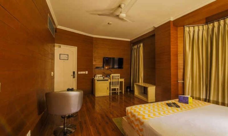 Fabhotel Check'In By Oran Cp New Delhi Bagian luar foto